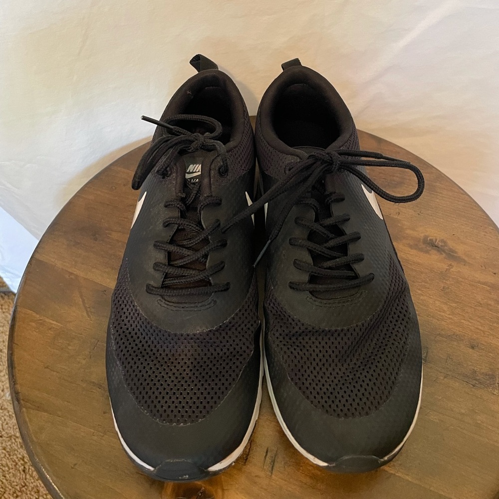 Black Nikes